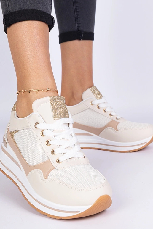 Olaria beige sneakers versierd met... Olaria beige sneakers versierd met...
