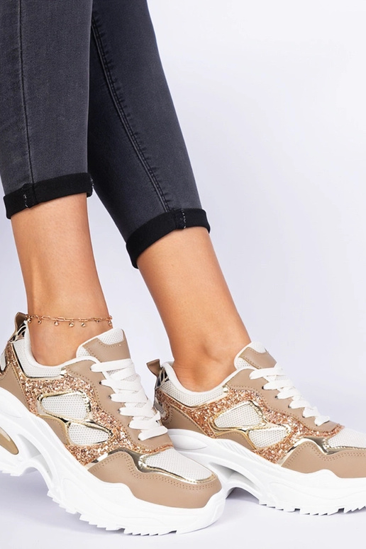 Bruine dames sneakers versierd met... Bruine dames sneakers versierd met...