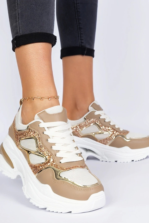 Bruine dames sneakers versierd met... Bruine dames sneakers versierd met...