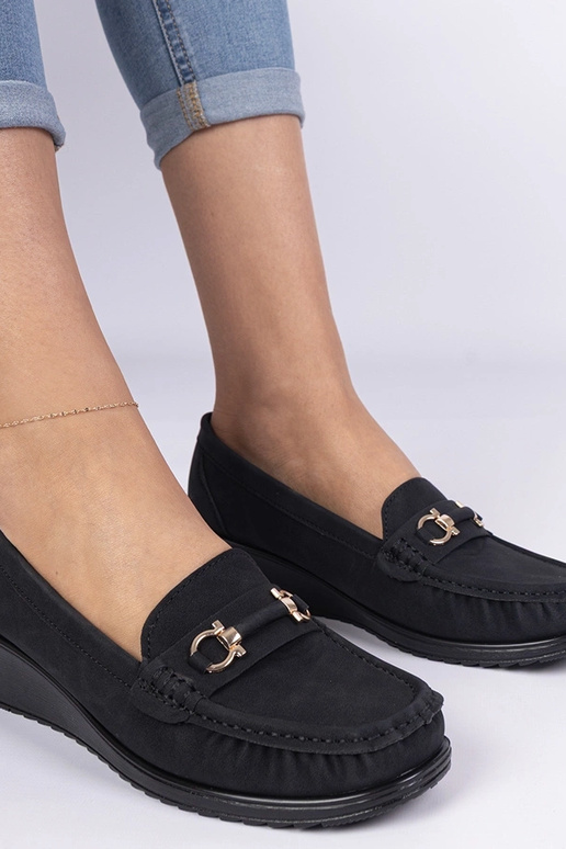 Zwarte dames mocassins op een sleehak... Zwarte dames mocassins op een sleehak...