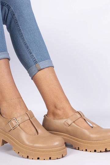 Bruine schoenen met plateau...