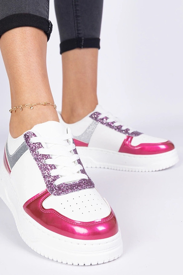 Roze damessneakers op een dikke zool Dolla