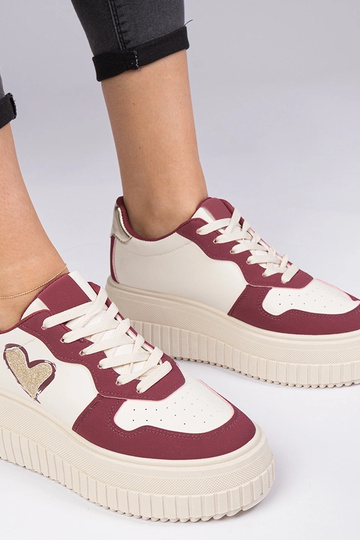 Bordeaux dames sneakers met een glinsterend hartje Laira