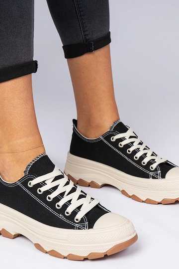 Zwarte sneakers met dikke...