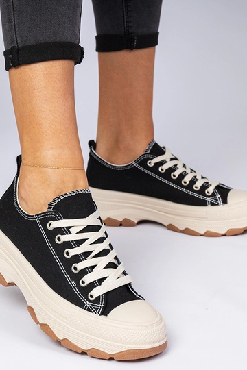 Zwarte sneakers met dikke... 2