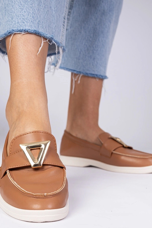 Bruine dames mocassins met elegante... Bruine dames mocassins met elegante...