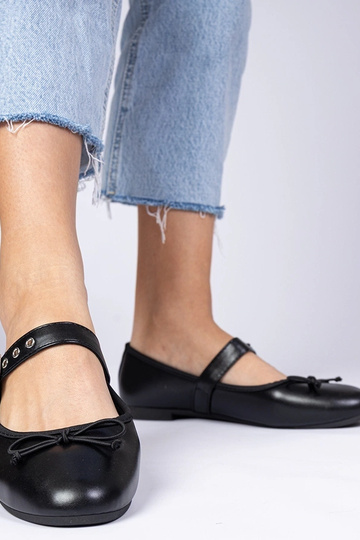 Zwarte damesbalerina's met...