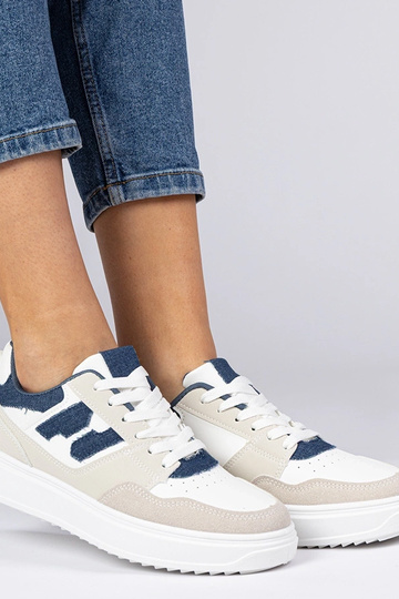 Wit-blauwe sneakers voor...