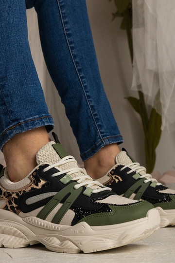 Groene dames sneakers sportief met glitters Maleda 2