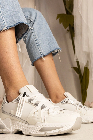 Witte dames sneakers op dikke zool Balika