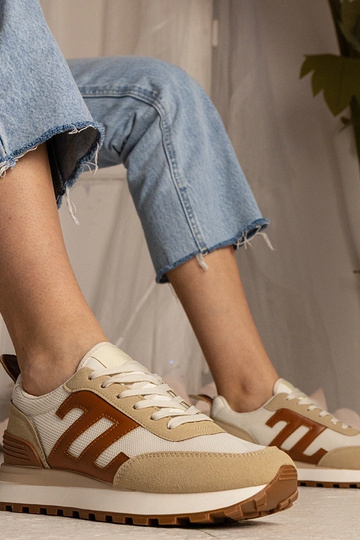 Beige dames sneakers sportief Marena 2
