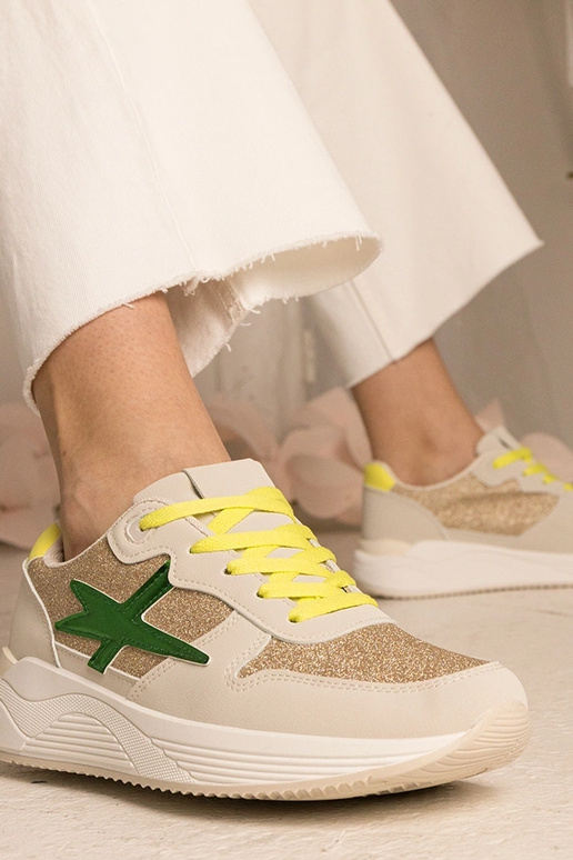 Beige dames sneakers sportief met... Beige dames sneakers sportief met...