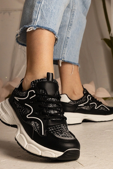 Zwarte dames sneakers sportief Maurita