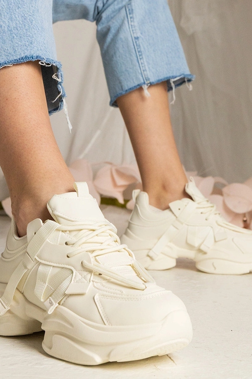 Beige dames sneakers massief sportief...