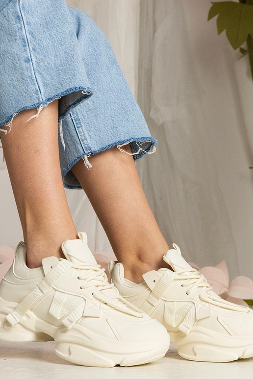 Beige dames sneakers massief sportief...