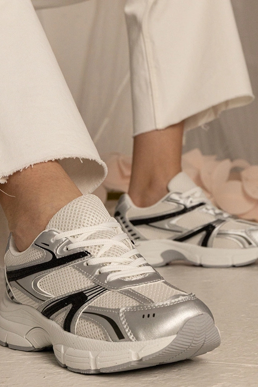 Zilveren dames sneakers sportief met...