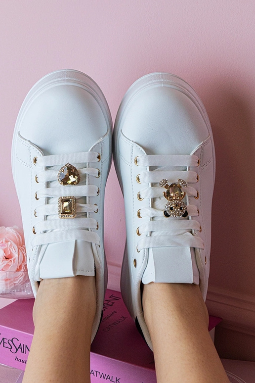Zwart-witte dames sneakers versierd... Zwart-witte dames sneakers versierd...