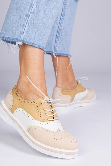 Beige klassieke oxford...