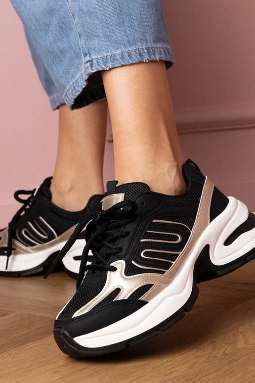 Zwarte dames sneakers op dikke...