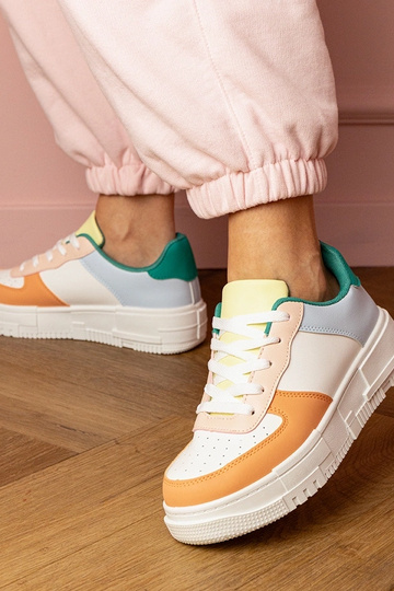 Oranje dames sneakers op een platform Luneta 2