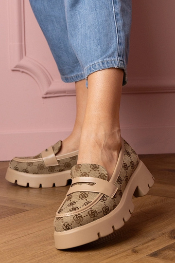 Bruine dames mocassins met borduurdecoratie Renos 2