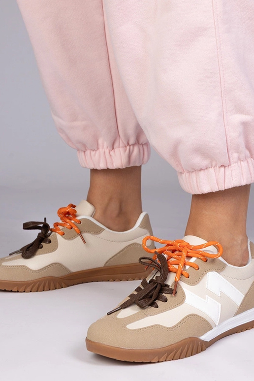 Zandkleurige sportschoenen met...