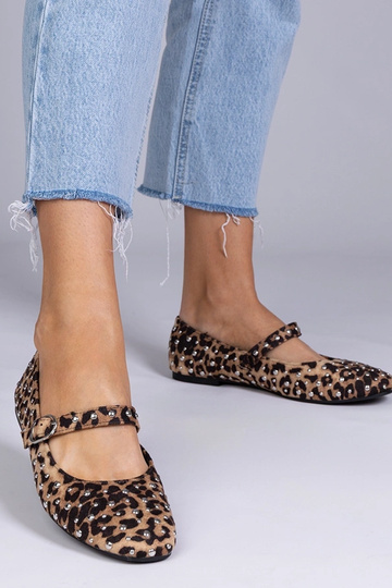 Panterprint ballerina's met studs en gesp, „Salos"