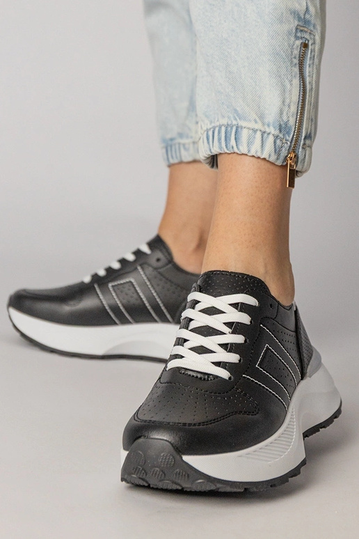 Zwarte sneakers met zilveren inzet,...