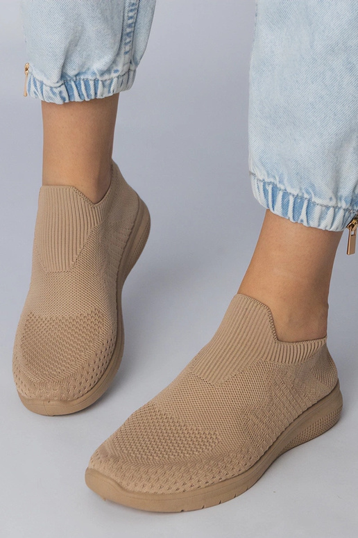 Zandkleurige sportschoenen met...