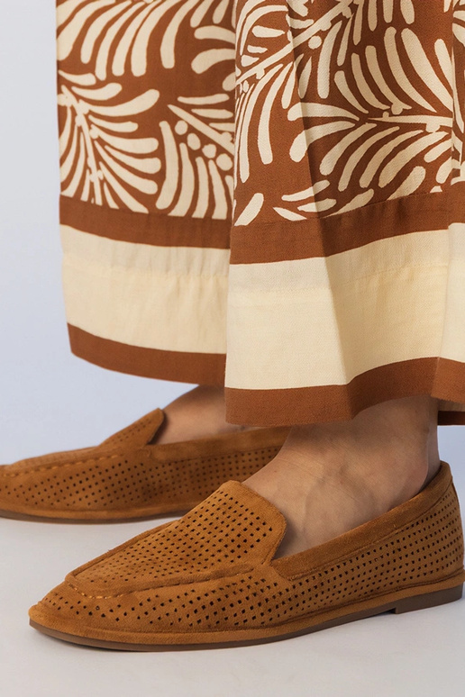 Zwarte geperforeerde mokassins van...