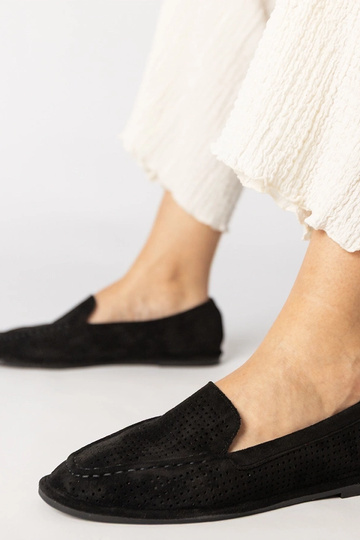 Zwarte gehaakte mocassins van eco-suède, „Stanila"