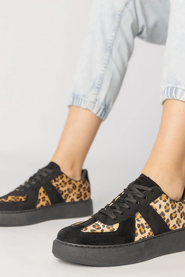 Zwarte dames sportschoenen met panterprint, „Toris" 2