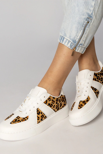 Witte dames sportschoenen... 2