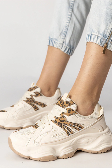 Zandkleurige dames sportschoenen met panterinzet, „Sandra"