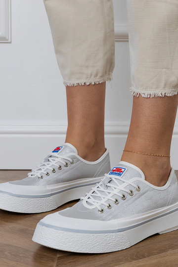 Grijze dames schoenen op een platform, „Greta" 2