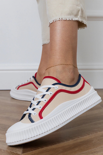 Beige dames schoenen op een platform, „Salis" 2