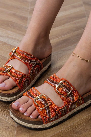 Oranje etnische slippers met gespen aan de bandjes, "Zebrina" 2