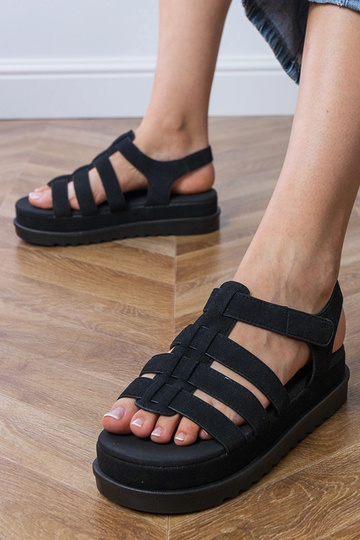 Zwarte gladiator sandalen op een platform, "Hartos" 2