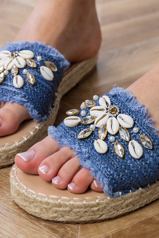 Blauwe gevlochten espadrilles met... Blauwe gevlochten espadrilles met...