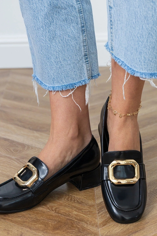 Zwarte dames instappers op lage hak...