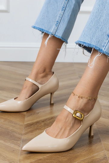 Zandkleurige klassieke...