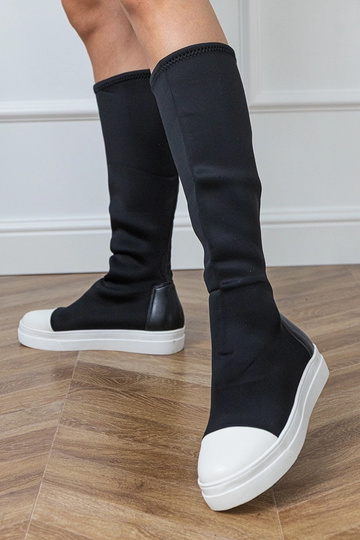 Zwarte stoffen sportieve...