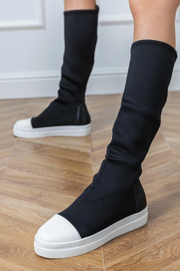 Zwarte stoffen sportieve... 2