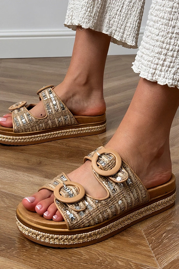 Zandkleurige gevlochten slippers met glitters op de banden Lanora