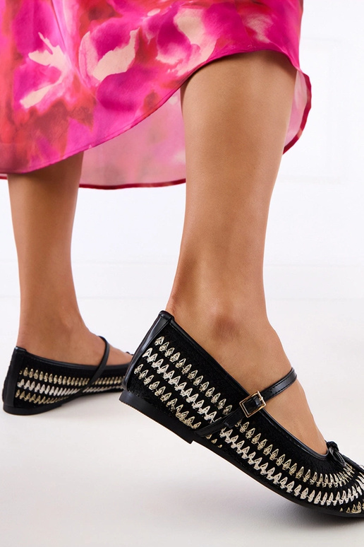 Zwarte stoffen ballerina's met gespen...