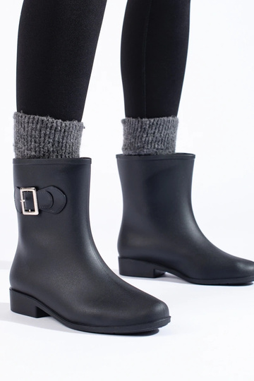 zwarte rubberen schoenen... 2