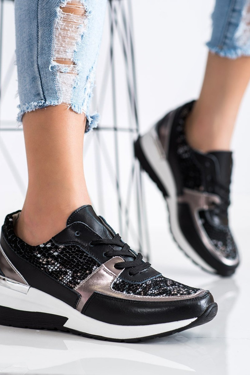 Snekarsy zwarte kleur Shelovet