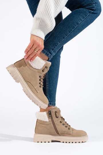 Zandkleurige enkellaarzen... 2