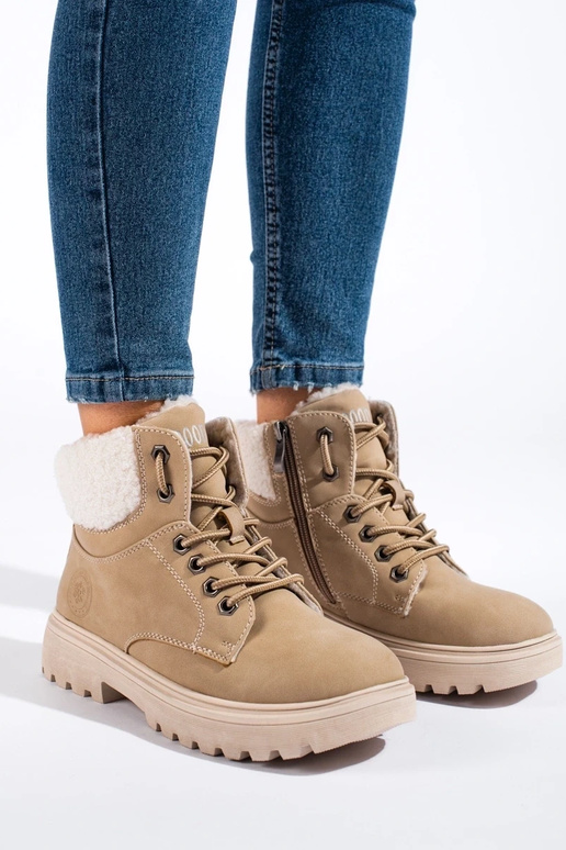 Zandkleurige enkellaarzen van... Zandkleurige enkellaarzen van...