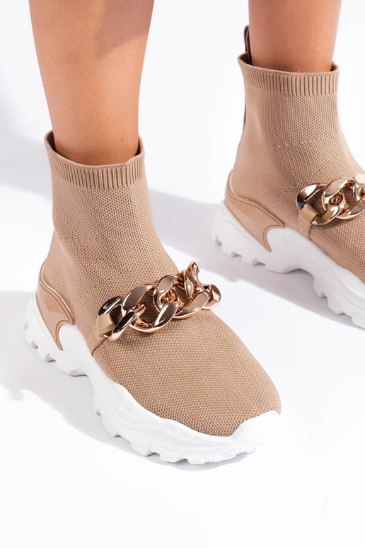 Sneakers model schoenen met een... Sneakers model schoenen met een...